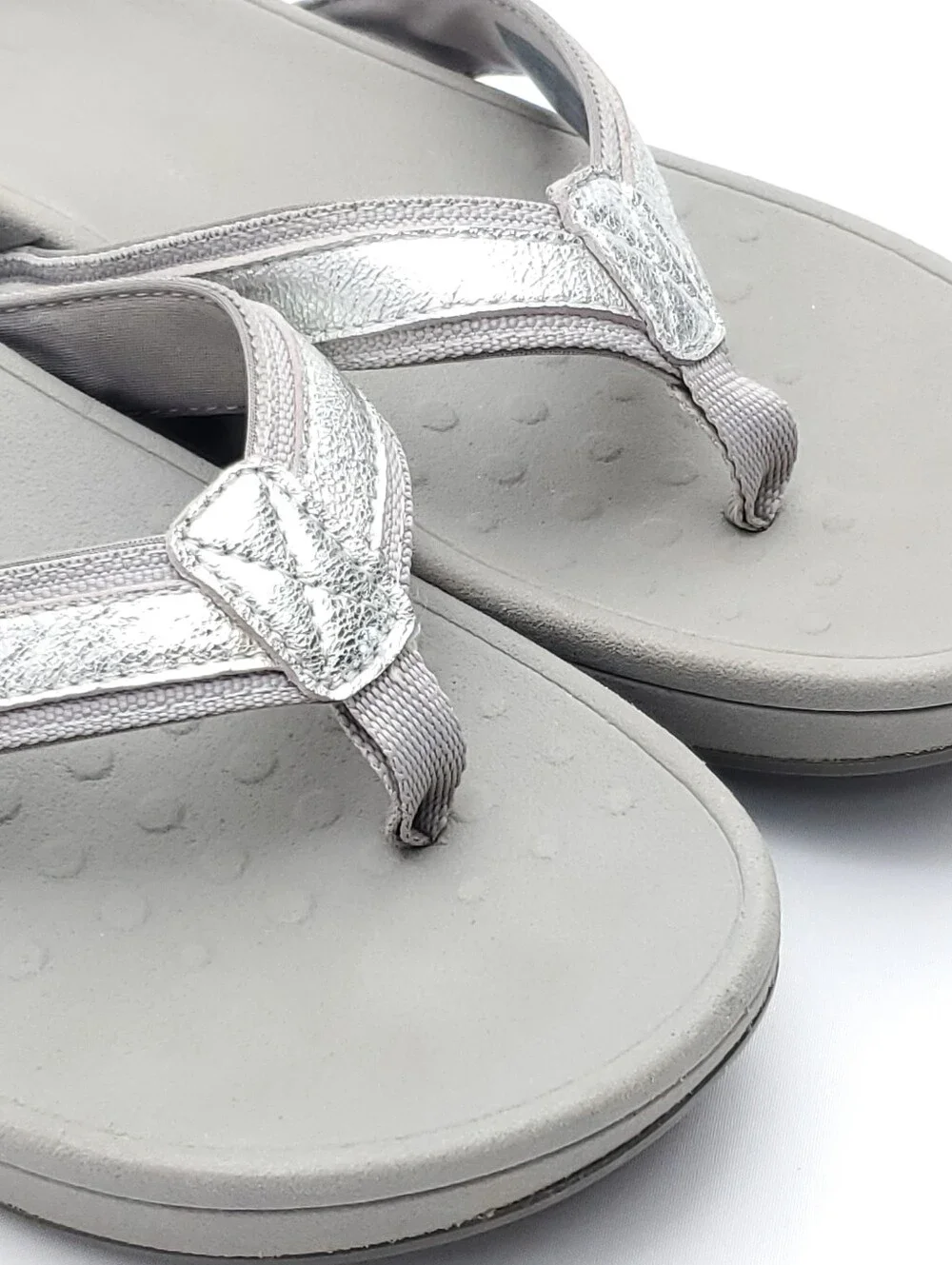 Vionic High Tide Platform Wedge Sandals Silver Metallic Grey Size Womens 9